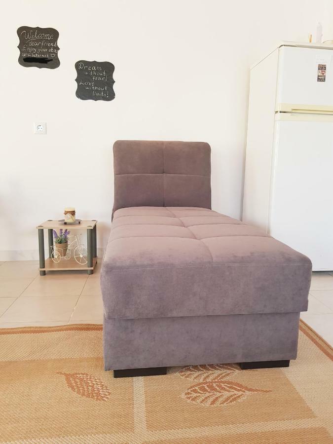 Safe And Cozy Studio In Xanthi! Bagian luar foto